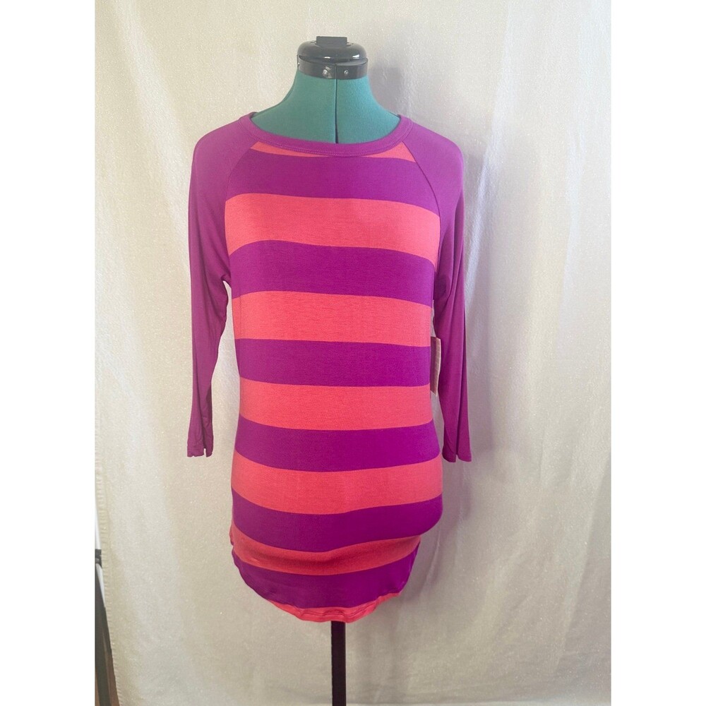 NWT Lularoe Randy top size XS.